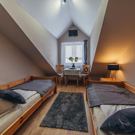 Gosciniec Pod Lilijka Hotel Podzamcze  Екстериор снимка